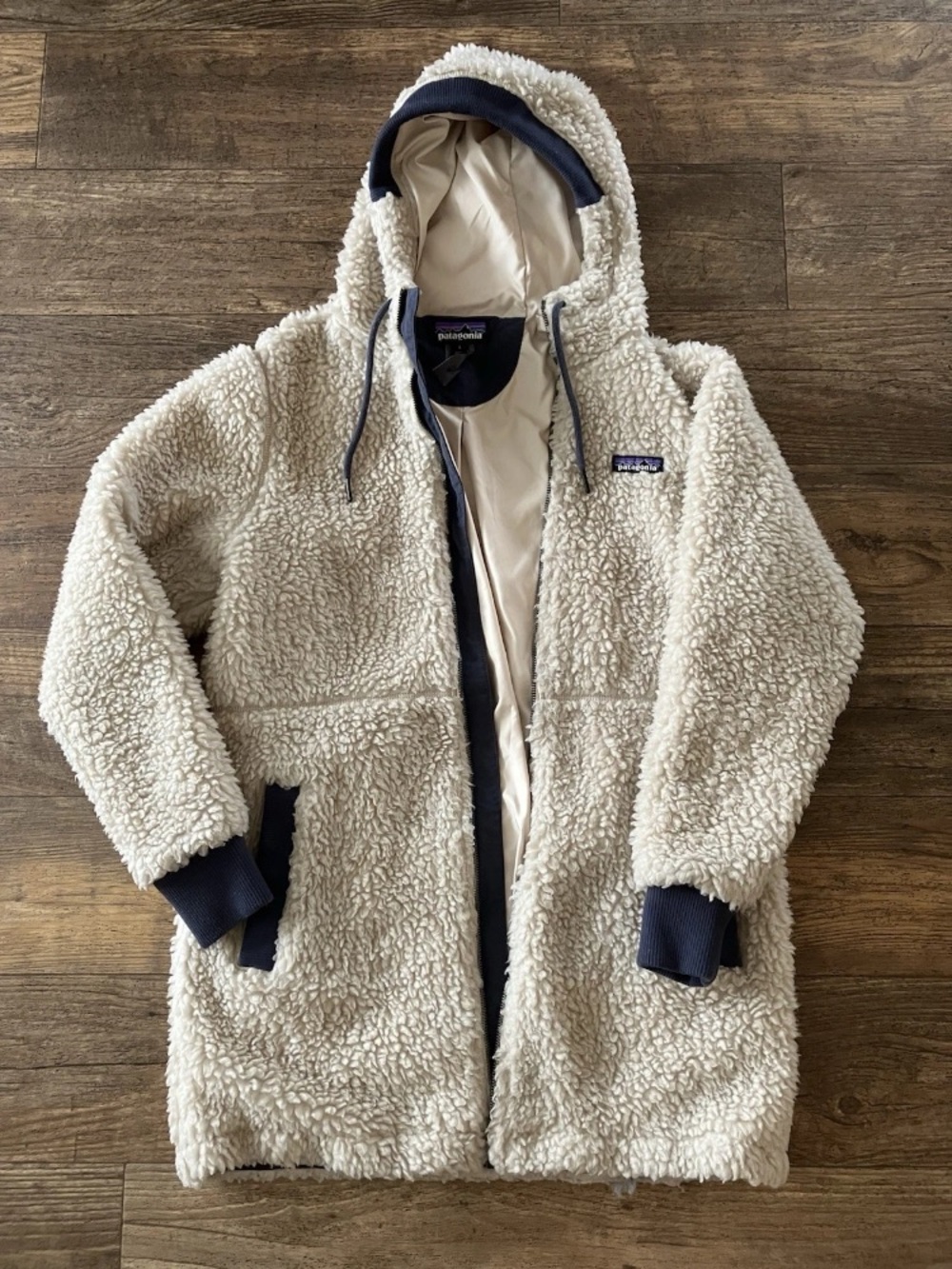 Patagonia Dusty Mesa Parka with Navy Accents